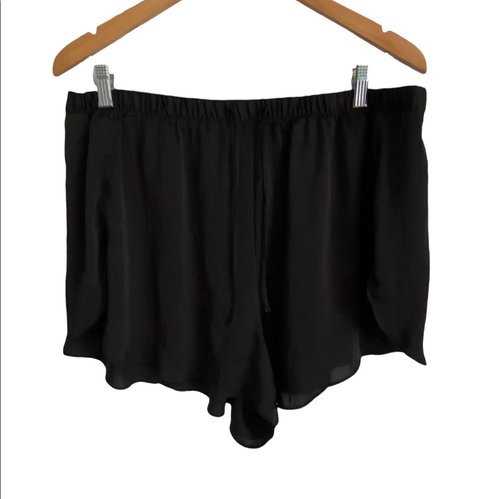 Victoria’s Secrets Black satin pajama shorts size XL NWOT